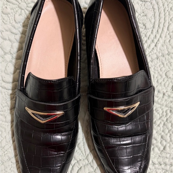 Aldo Shoes - Aldo Women’s shoes Size 6 Black Croc Embossed Loafers Gold Detail Block Heel